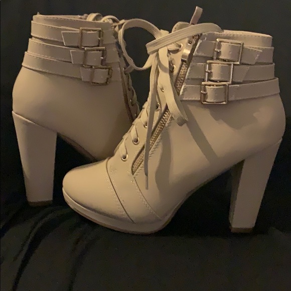 Forever Shoes - Forever ankle boots 8 1/2 Forever Shoes - Forever ankle boots 8 1/2